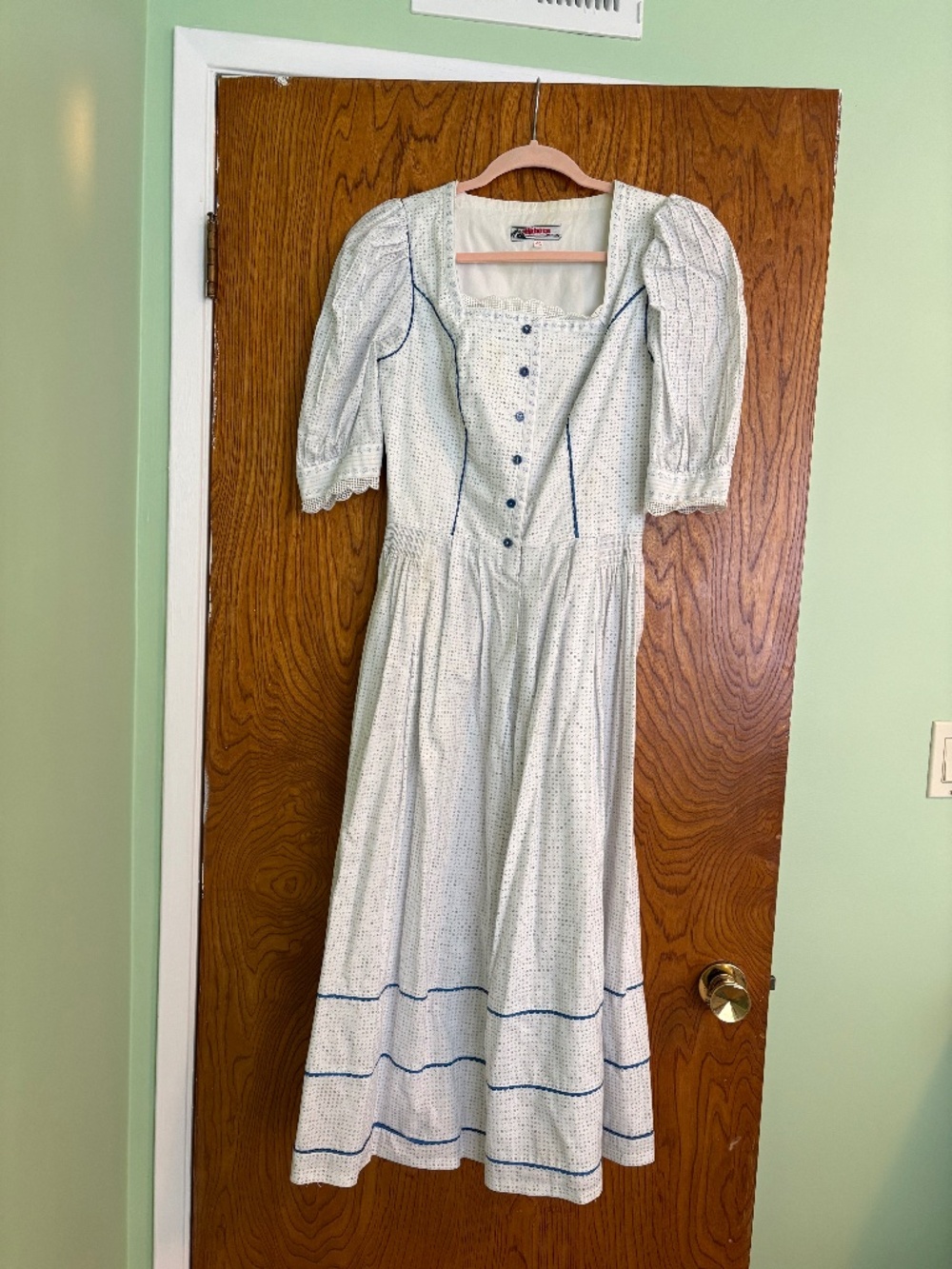 RARE Vintage German Oktoberfest dirndl dress, size XS